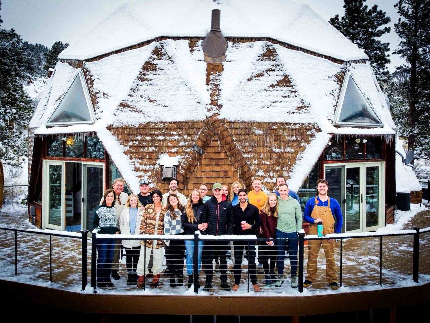 A full crew of guests gathered on the deck of The Luna Dome